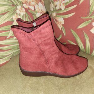 Arcopedico L19 Women's Vegan Ankle Boots- Red